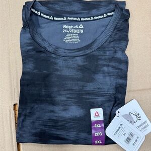 Reebok Charcoal Patterned T-Shirt 2XL